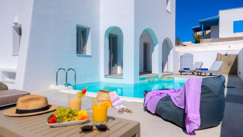 White Harmony Suites Мегалохори Экстерьер фото